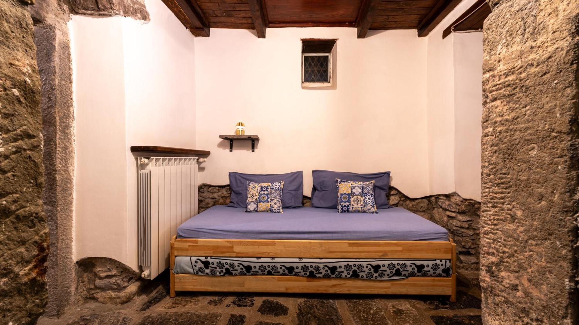 Biassa La Casa Delle Pietre Parlanti - Casa In Pietra Ai Piedi Del Parco Delle 5 Terre B&B 외부 사진